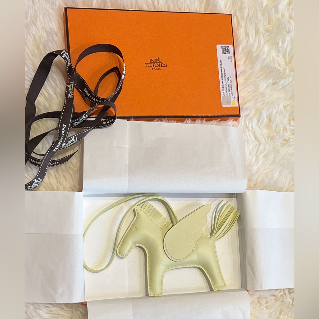Hermes Brandnew Rodeo Mm Pegasu
